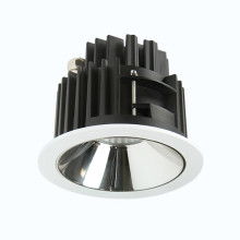 中山市立的高照明燈具廠